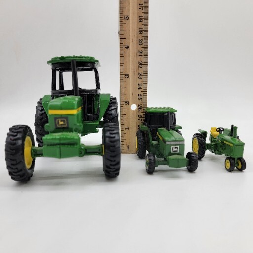 John Deer ERTL Tractors 3140 2510 3 Sizes