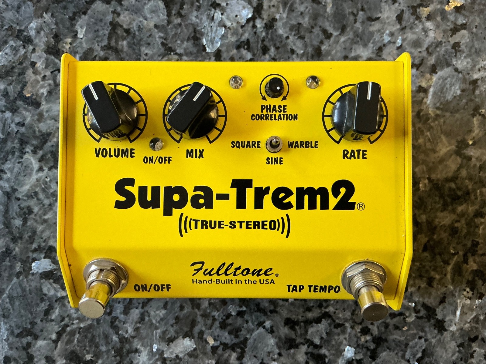 Fulltone Supa Trem2 2014 w/power supply - Yellow - dead mint