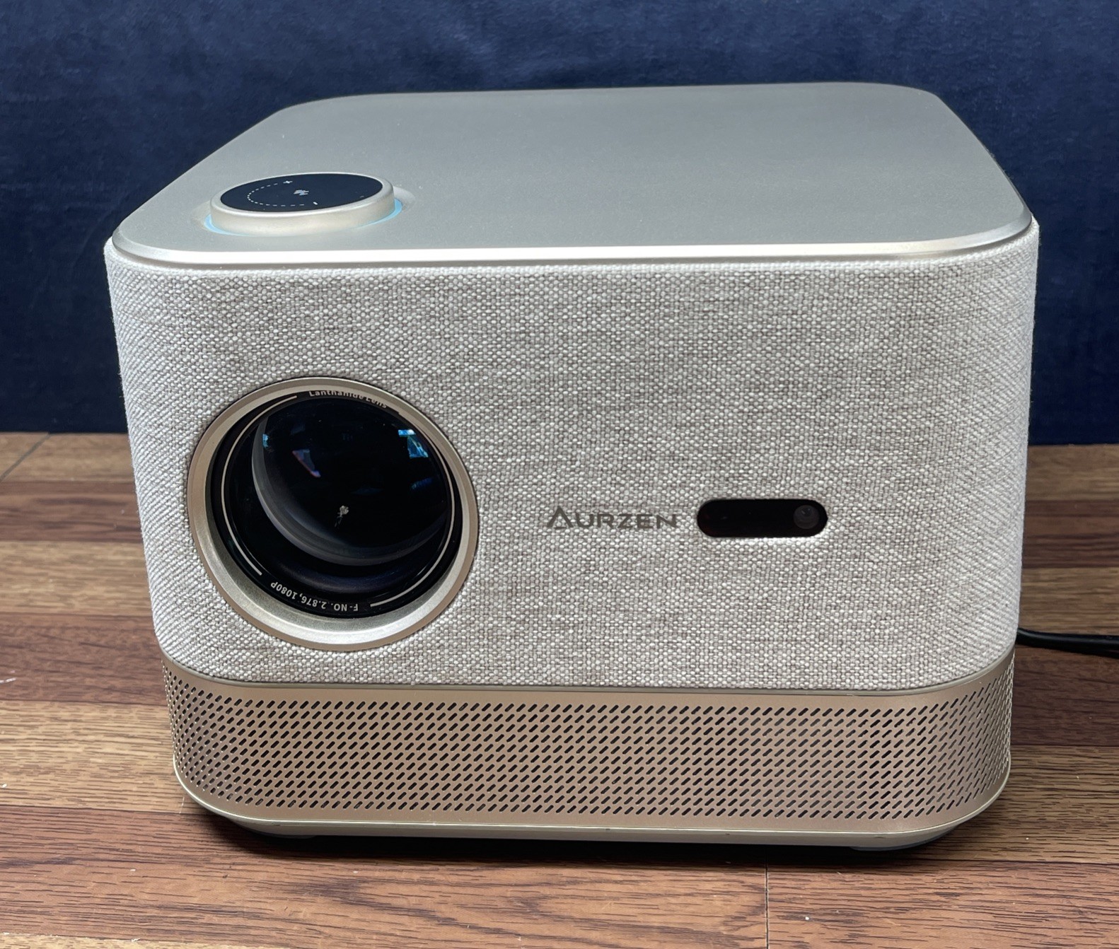DEFECTIVE BOOM 3 Projector with 360 Rotatable G3D