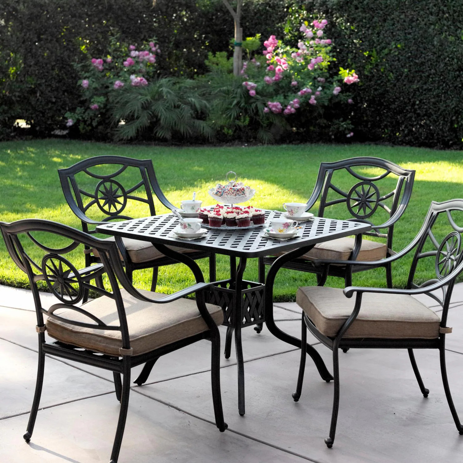 Ten Star 5 Pc Cast Aluminum Dining Set 36 Inch Square Series 30 Table in