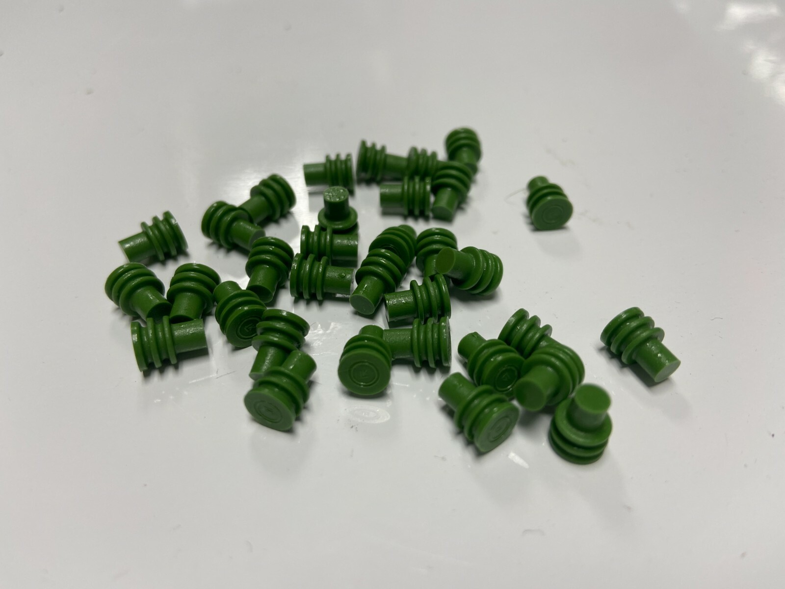 (100) Kostal 10800472631091 automotive wire  seal CAVITY PLUG, SWS 5.2, GREEN