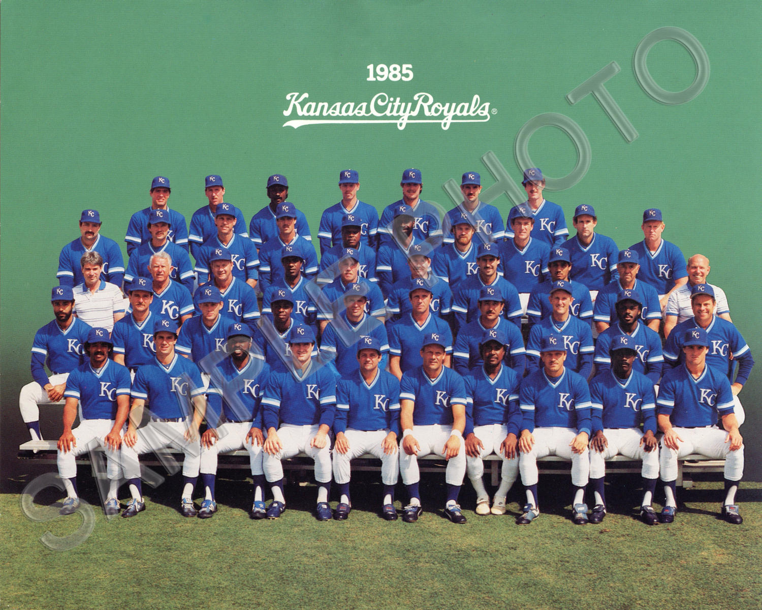 1985 KANSAS CITY ROYALS WORLD SERIES CHAMPIONS TEAM 8X10 PHOTO