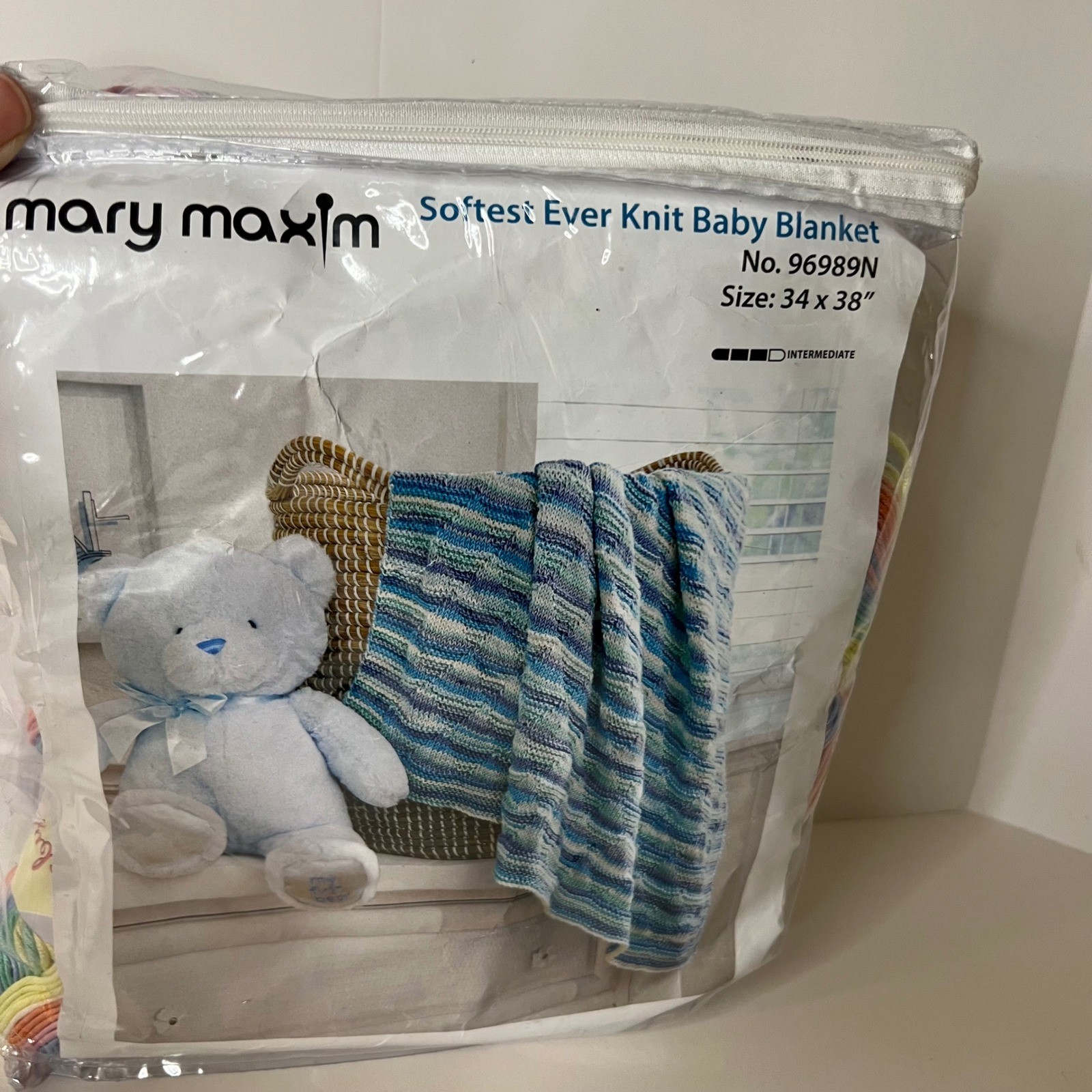 Mary Maxim Softest Ever Knit Baby Blanket Kit Yarn Instructions No 96989N NIP