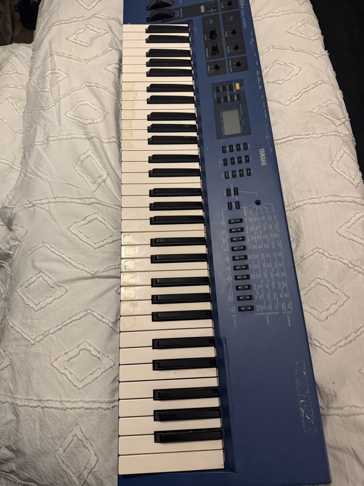 Yamaha CS1X 61keys Synthesizer Control Synthesizer with AC adapter