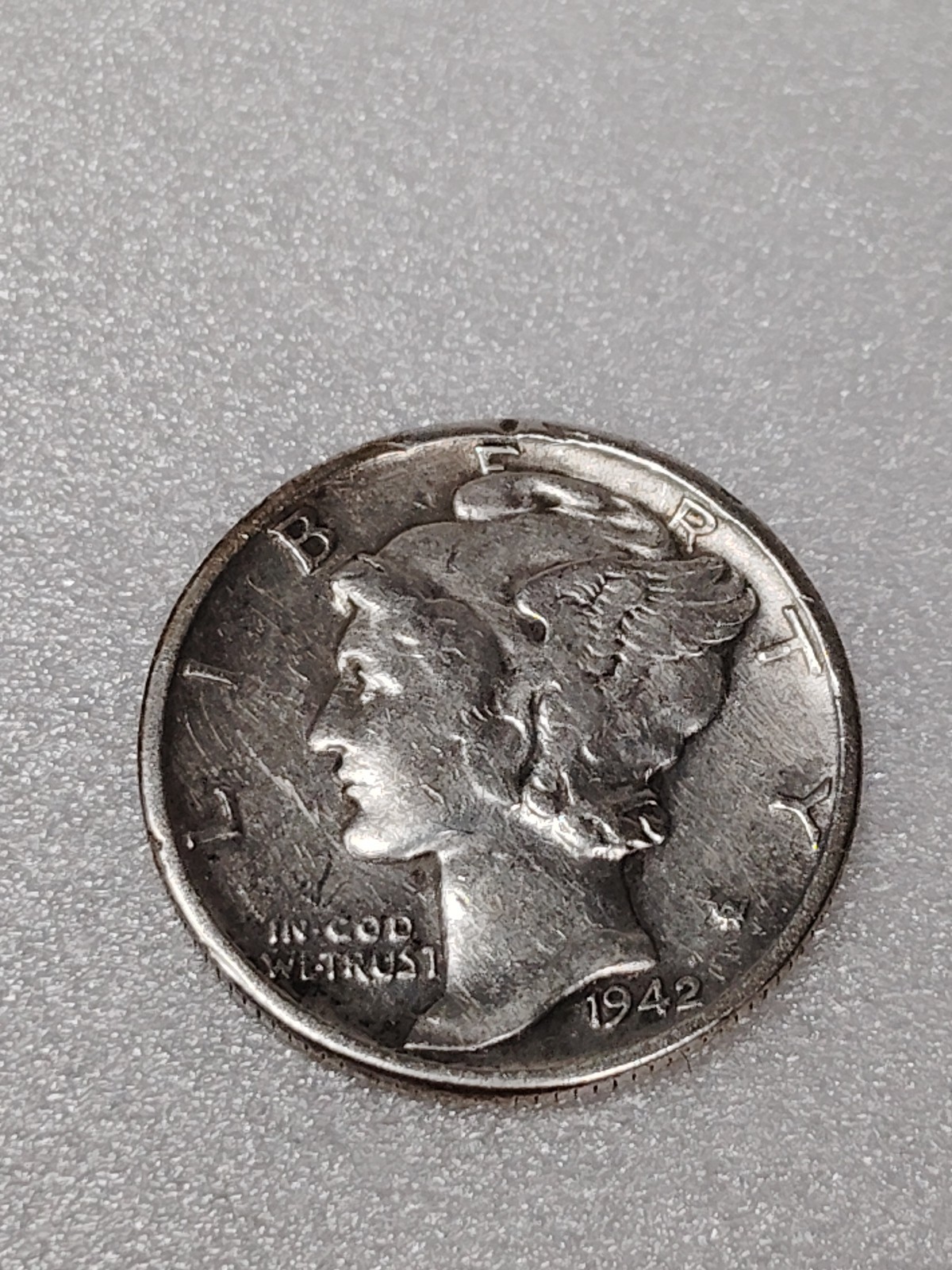 1942 MERCURY SILVER DIME AU ACTUAL COIN