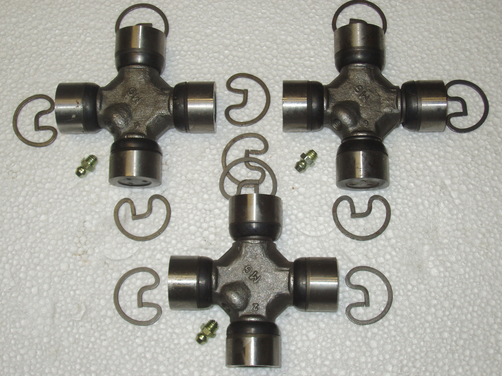 97 98 99 00 01 02 03 04 05  FORD EXPLORER U JOINTS UNIVERSAL JOINTS 3 PCS 4X4