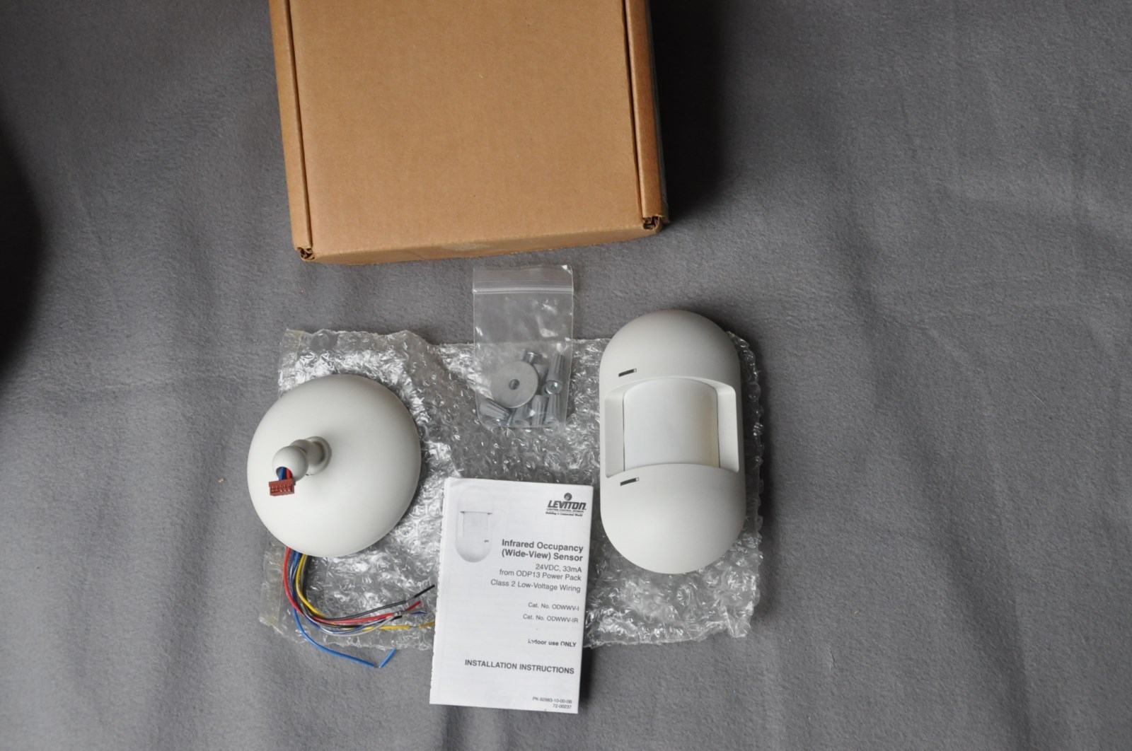 New Leviton Sensor Wall Mt ODWWV-IRW IR Wideview 2400 SQ  WHITE