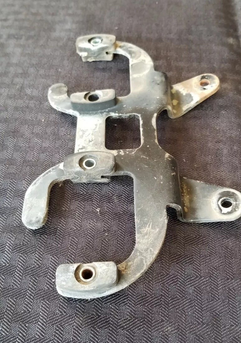Suzuki GT185 Instrument Bracket ♻️