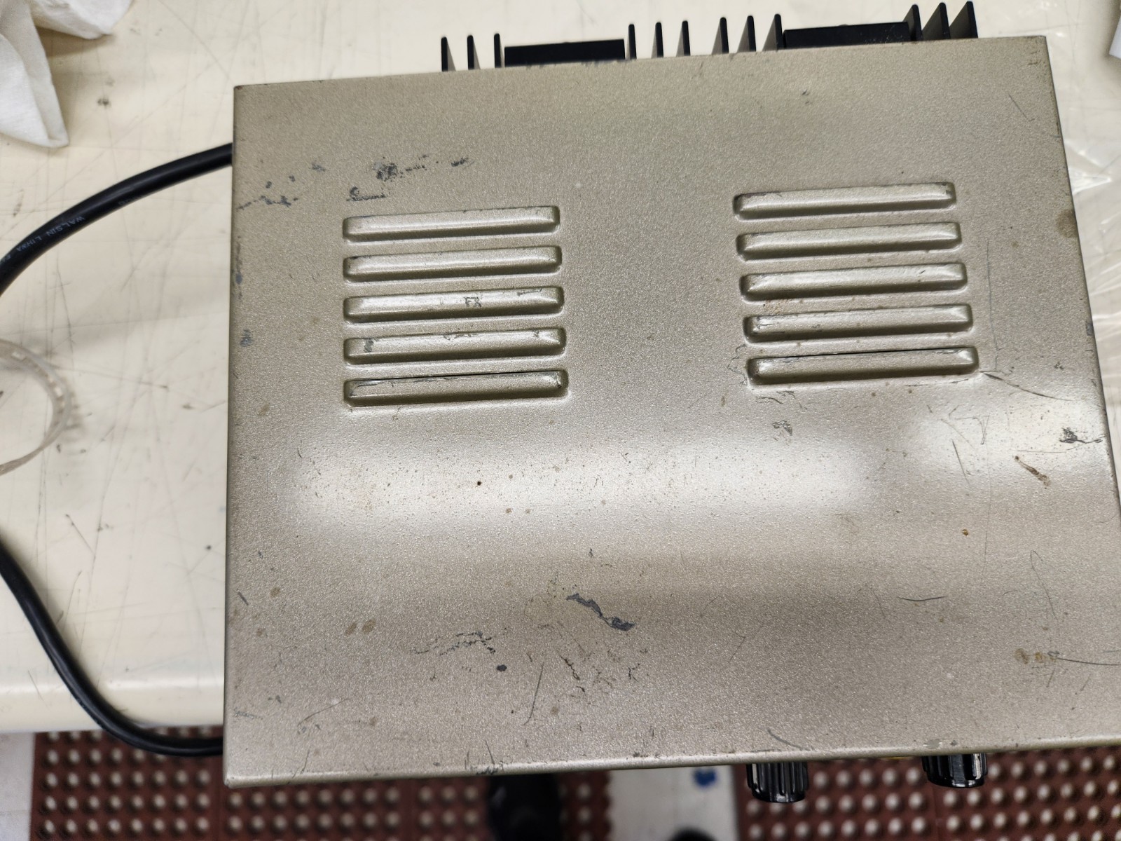 RSR ELECTRONICS 3010 Regulated DC Power Supply TECH TESTED !