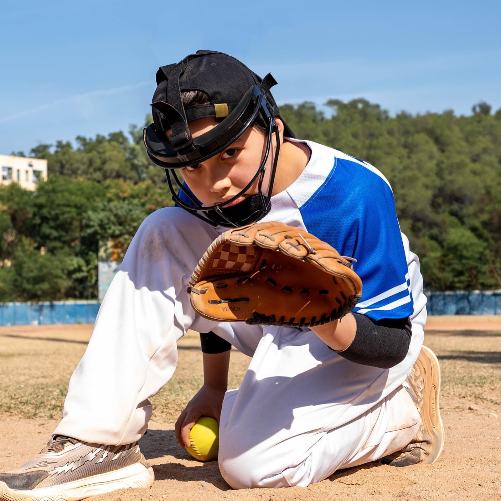 Dinictis Softball Face Mask - Lightweight, Comfortable, Wide View, Durable, Adul