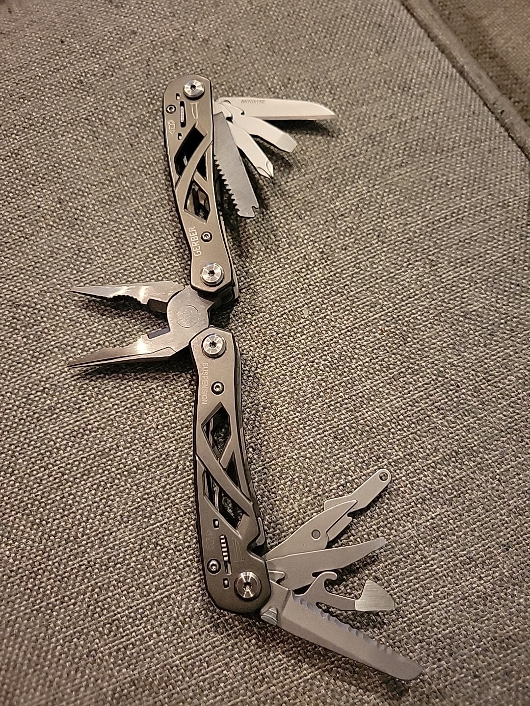 Gerber Essentials Suspension Titanium Gray New Never Used
