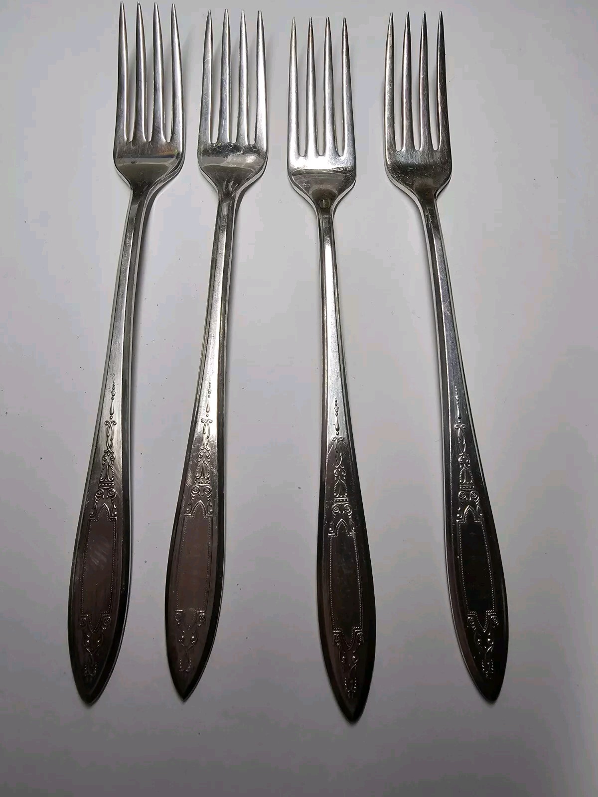 VTg. Wm. A. Rogers ONEIDA c. 1934, Debutante/Grandeur Dinner Forks Set of 4