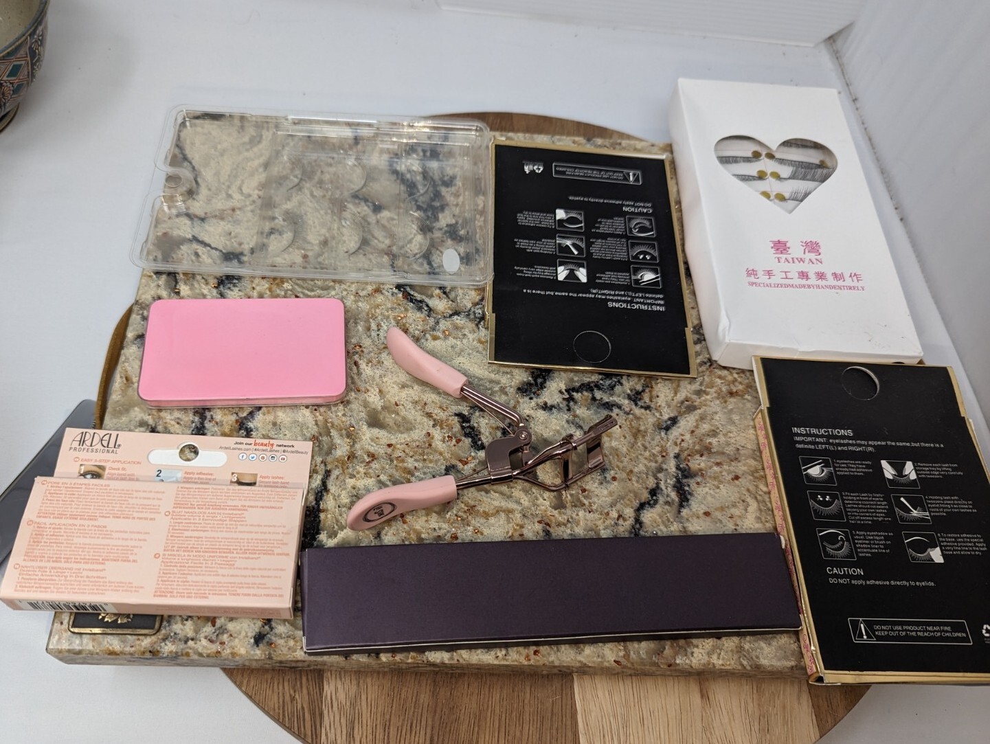 Lot false eye lashes Ardell CIAO amor La Soie Deluxe eyelash curlers adhesive