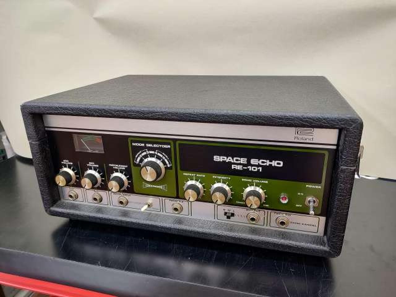 Roland RE-101 Space Echo Tape Delay Vintage Serviced Effects Unit Japan