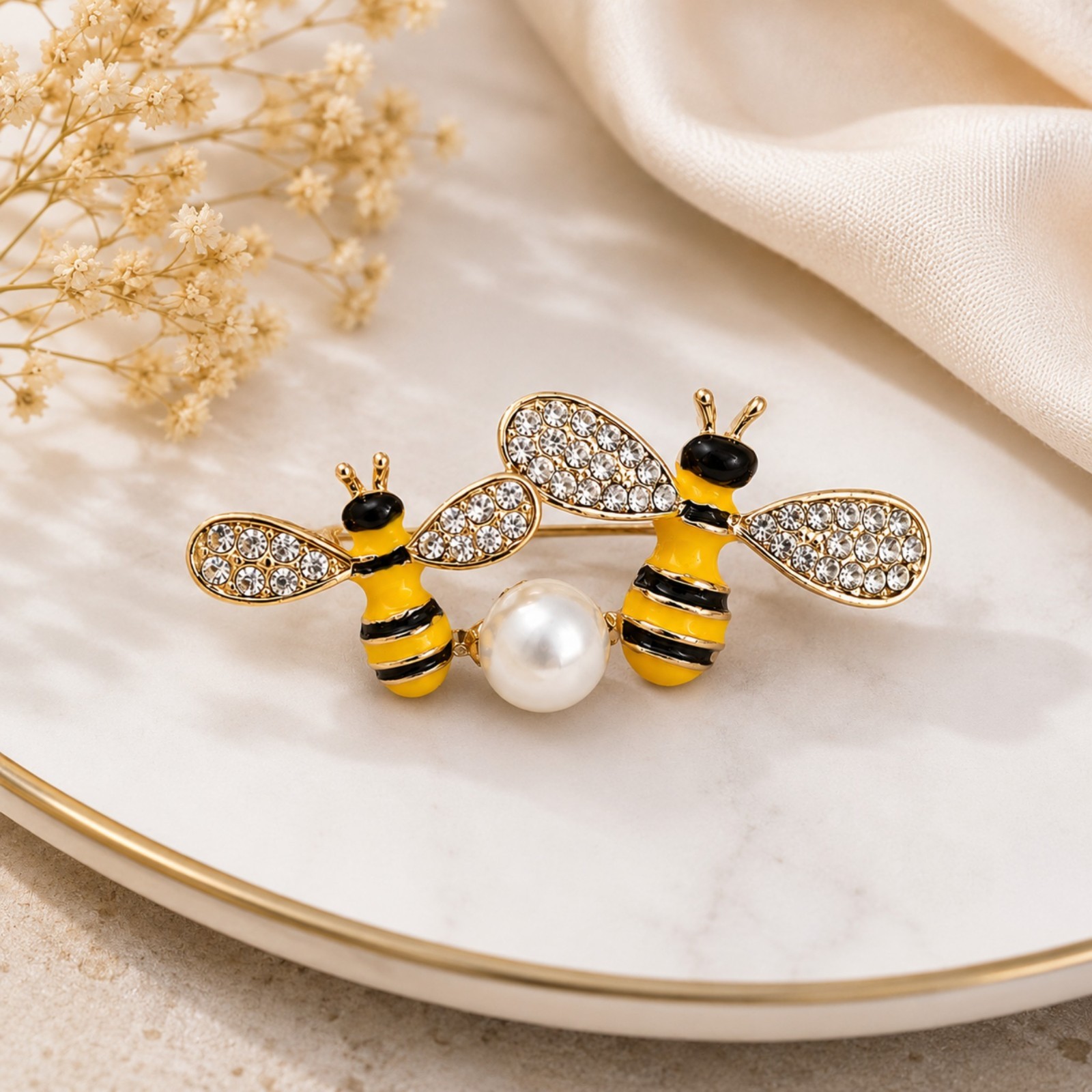 Crystal Tiny Bee Brooch Pin Vintage Enamel Insect Lapel Pin Jacket Scarf Gift