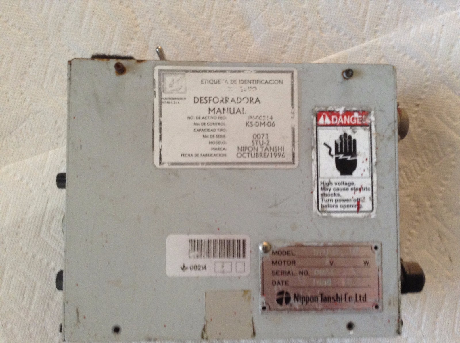 Nippon Tanshi Co. STU-2 wire stripper Controller