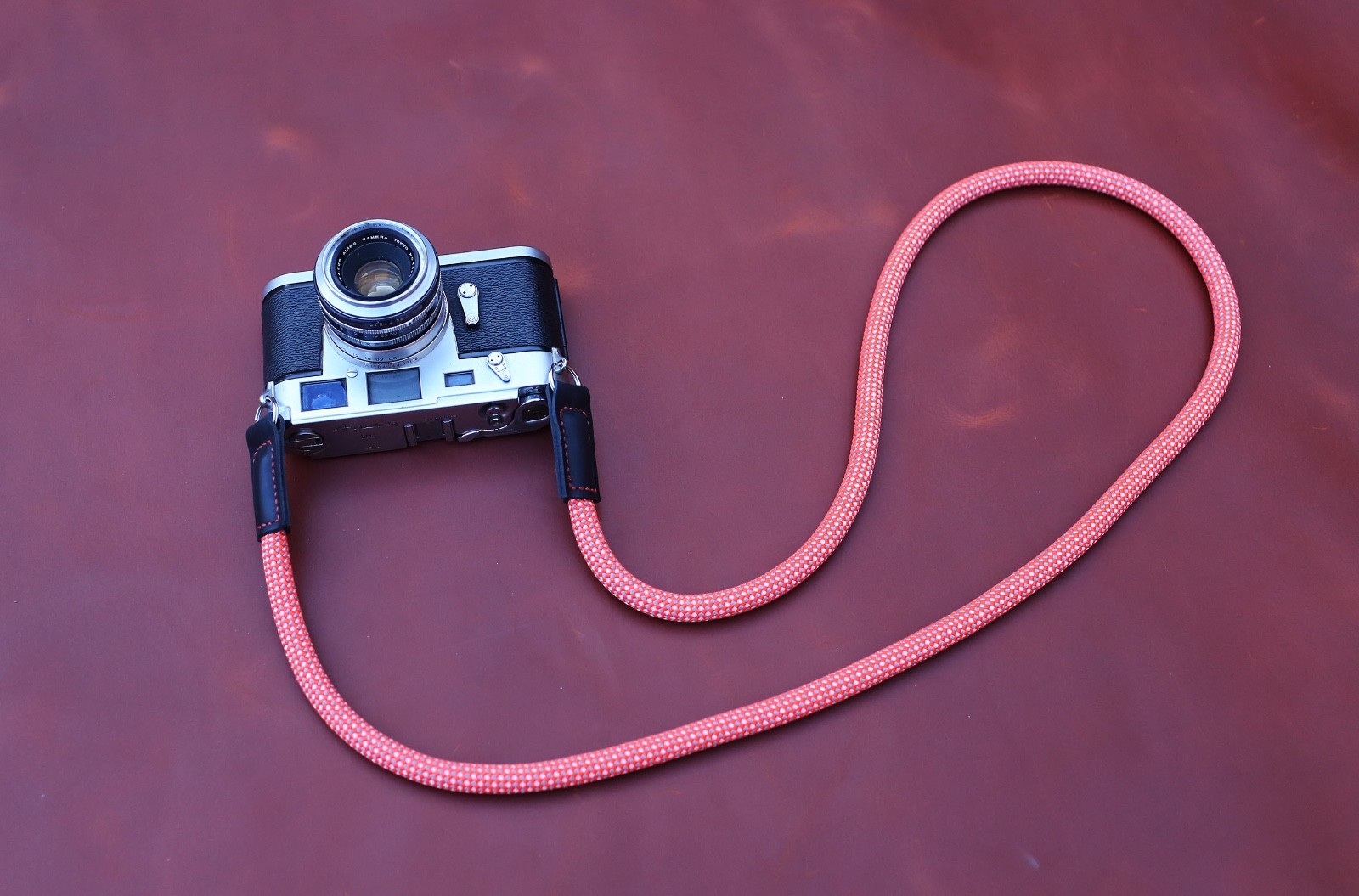 Spotted Climbing Rope Camera Strap | Crimson & Ash Grey