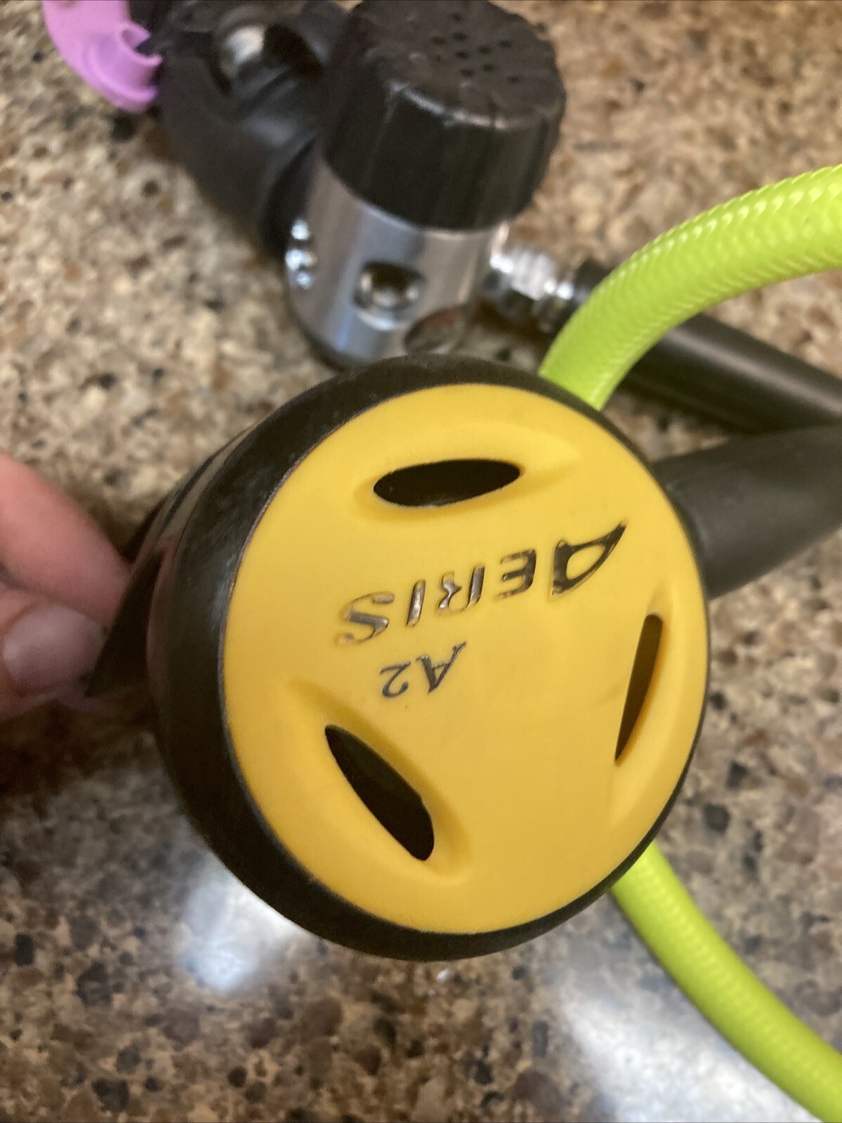 Aeris A2 AT600 regulator set For scuba diving Read!