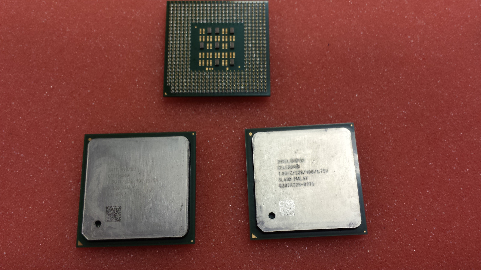 SL68D Intel Celeron 1.8 GHz CPU 400MHz 128KB L2 Socket 478  Tested working