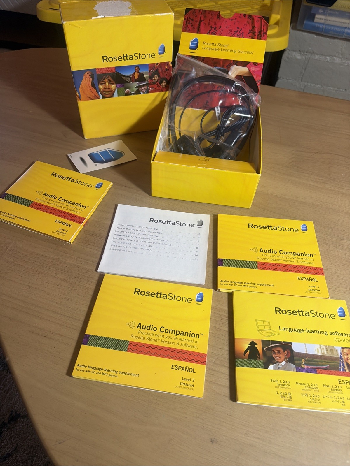 Rosetta Stone Spanish Latin America Levels 1 2 3 V3 CD-ROM w/ Audio Companion
