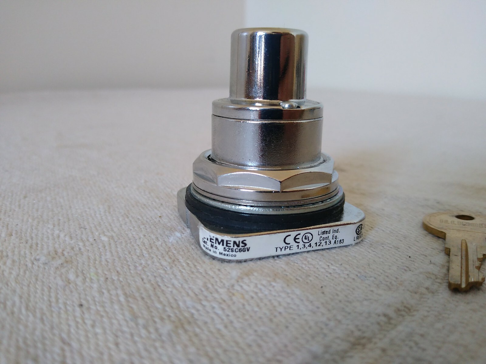 Siemens 52SC6GV Selector Switch With 501 CH Key