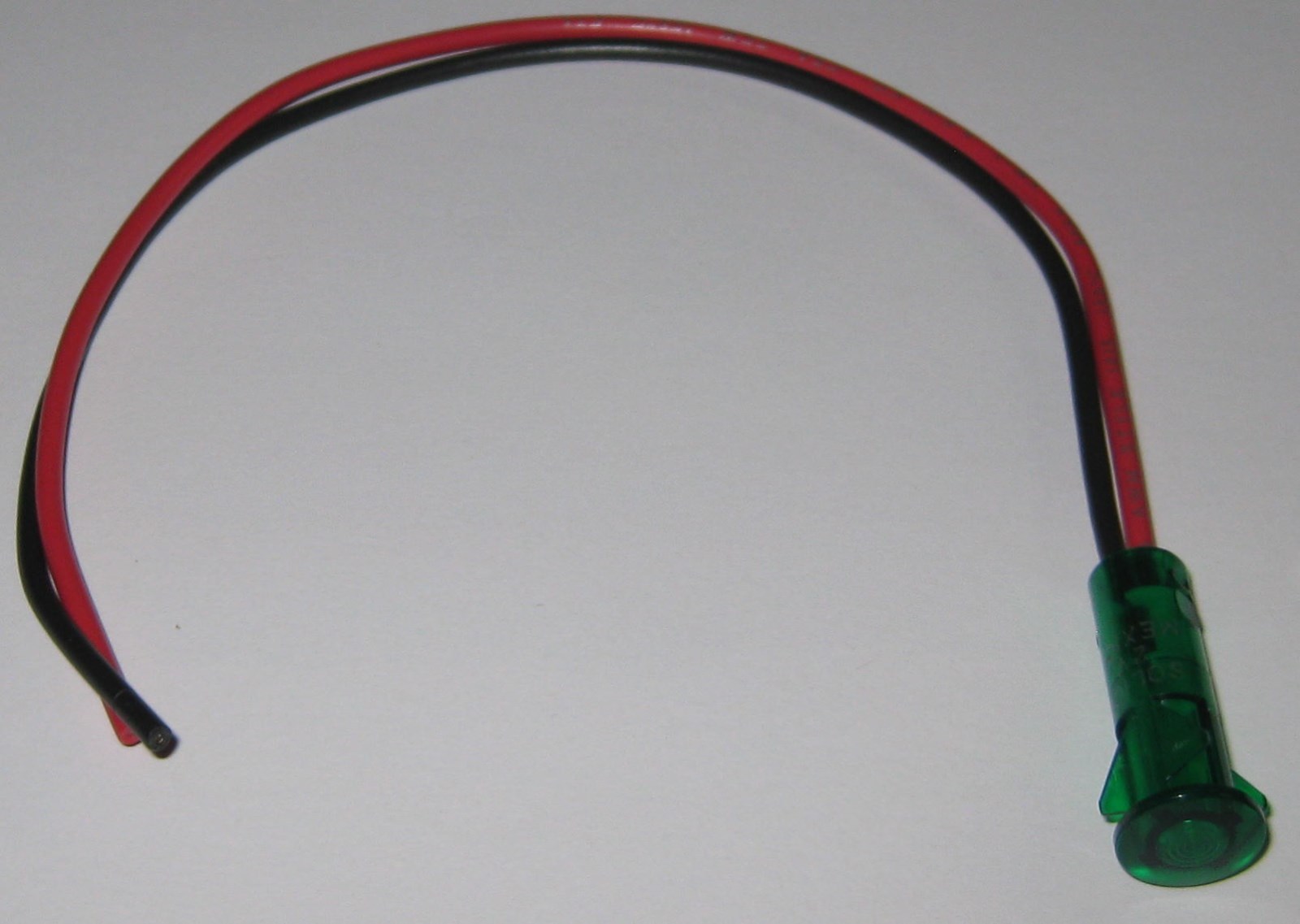 Solico 2V DC Panel Mount Green LED Indicator w/ Wires for 3/8" Hole - 0.5" Face