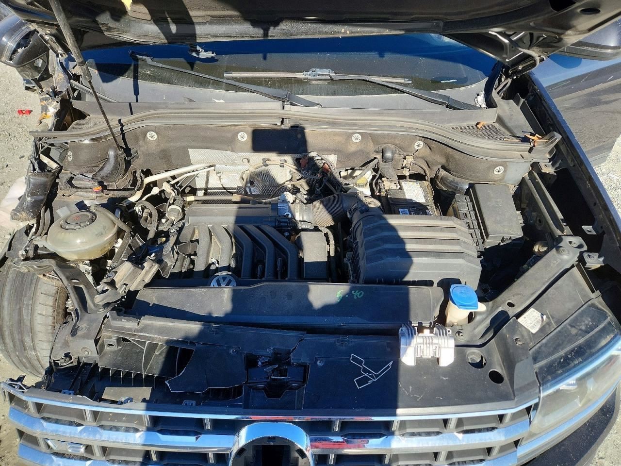 ATLAS 2018 Glove Box 4982003