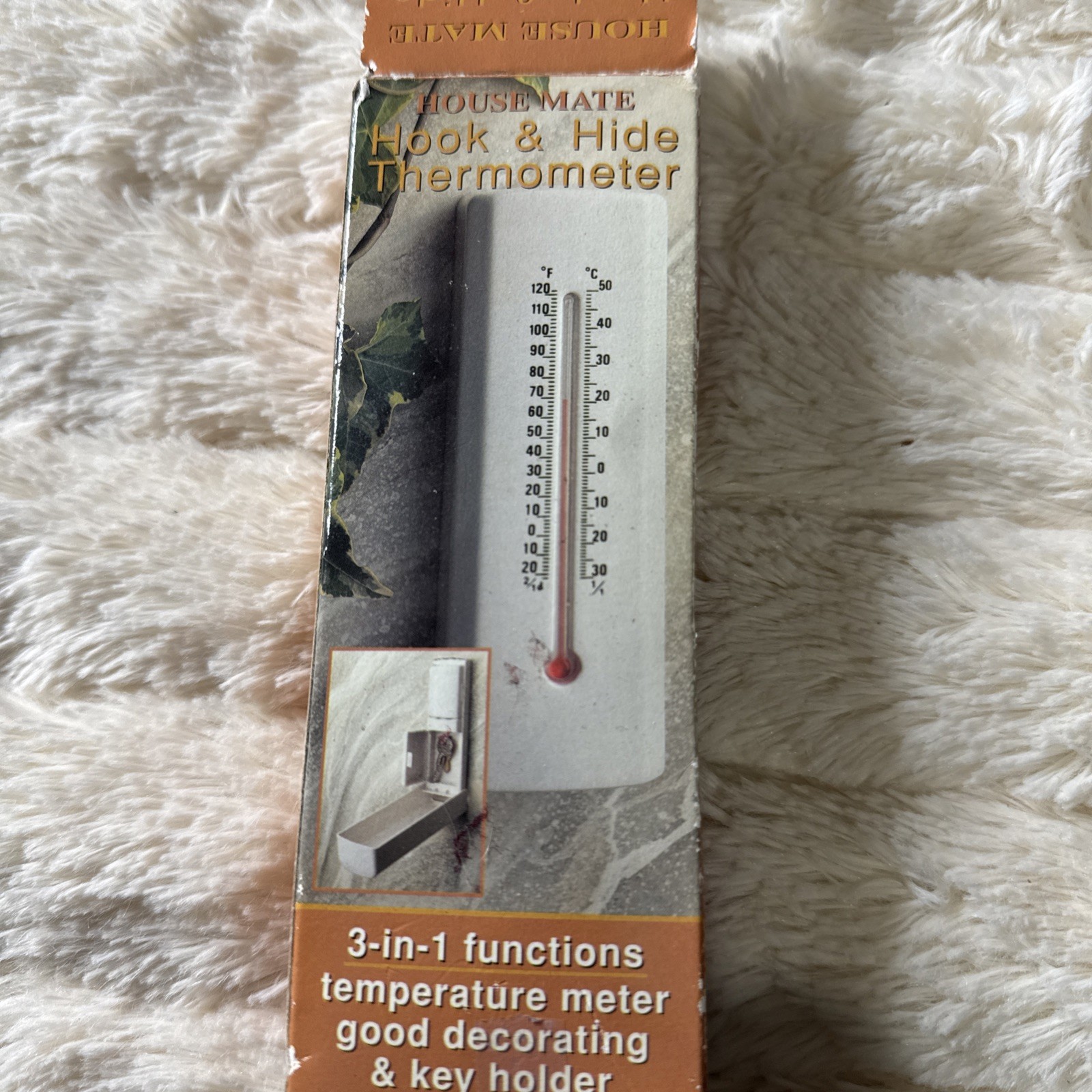 HOUSEMATE HOOK & HYDE THERMOMETER A4