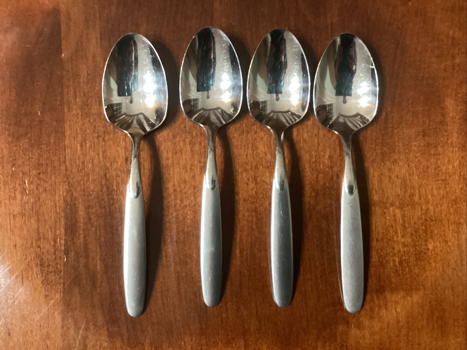 Oneida PARADOX Soup Spoons, Used USA, Stainless, Set of 4