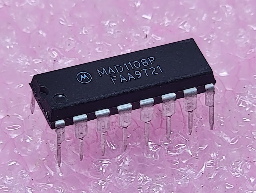Motorola - MAD1108P - IC. Diode Array, 8 Element Encapsulated Monolithic, New