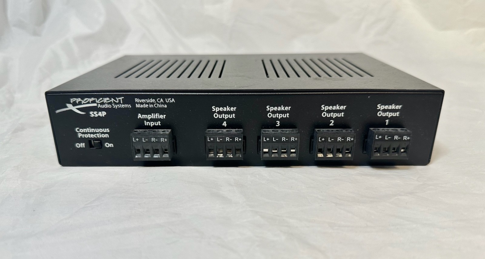 Proficient Audio Systems SS4P 4-Way Speaker Selector