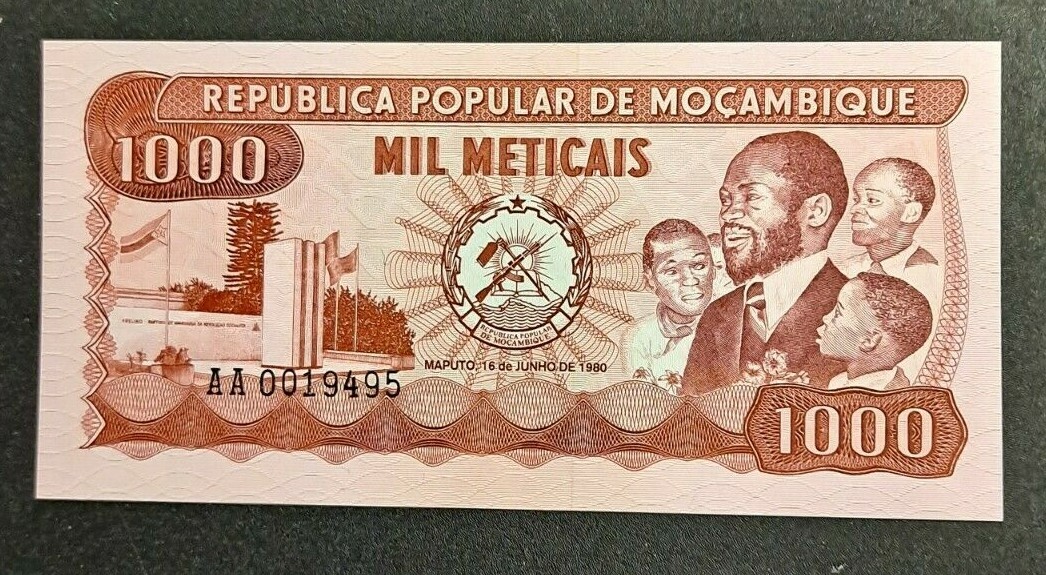 1983 Mozambique 1000 Meticais Pick# 129- Crisp UNC Collector Banknote!-d4921xnc