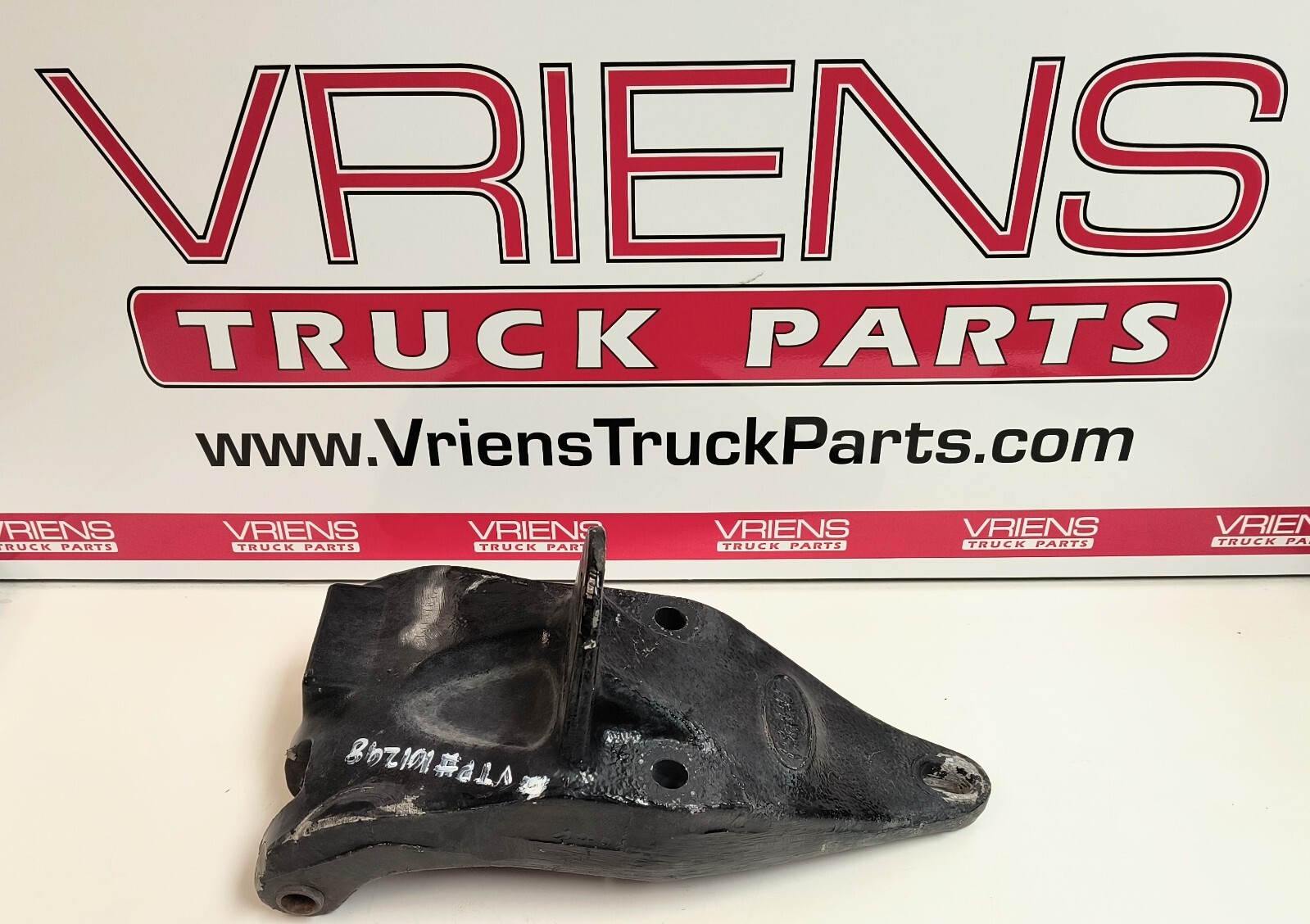 PETERBILT T62-6003 MOUNT-SLEEPER RH WL380