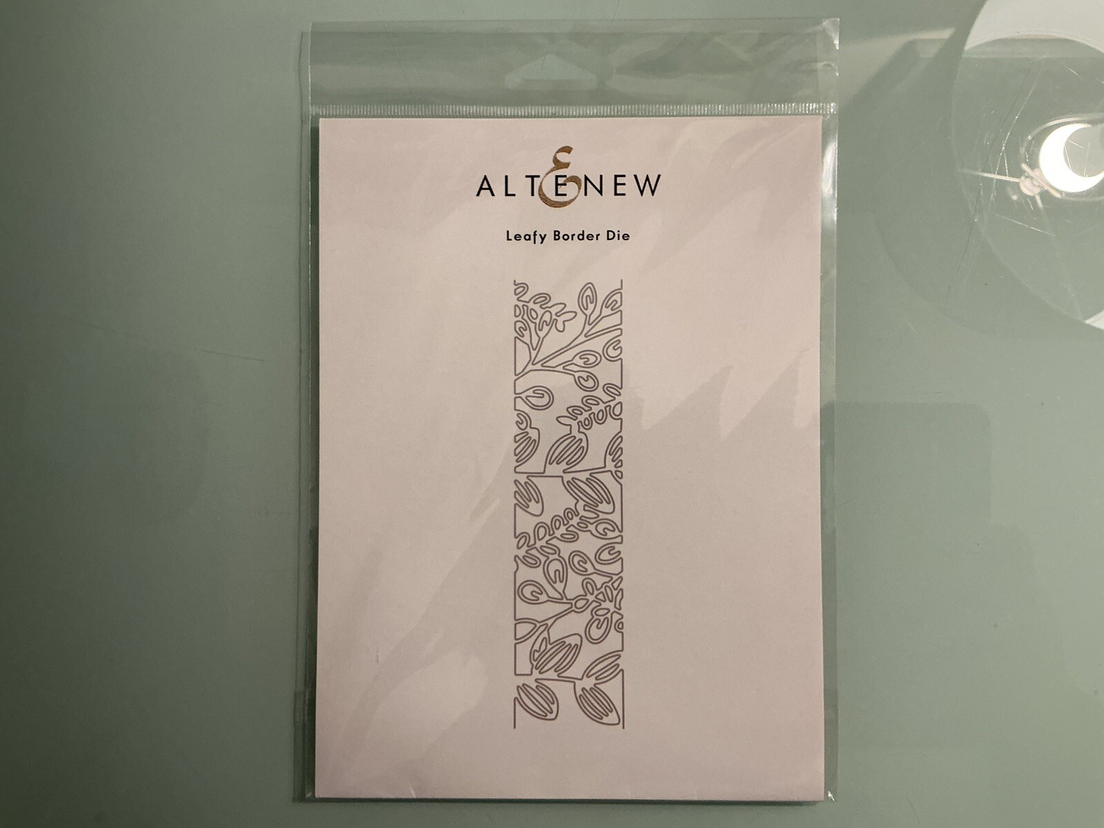Altenew “Leafy Border” Cutting Die (New)