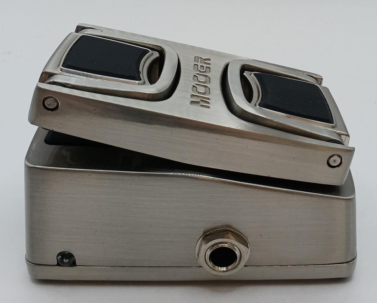 Mooer Effect Pedal LEVELLINE