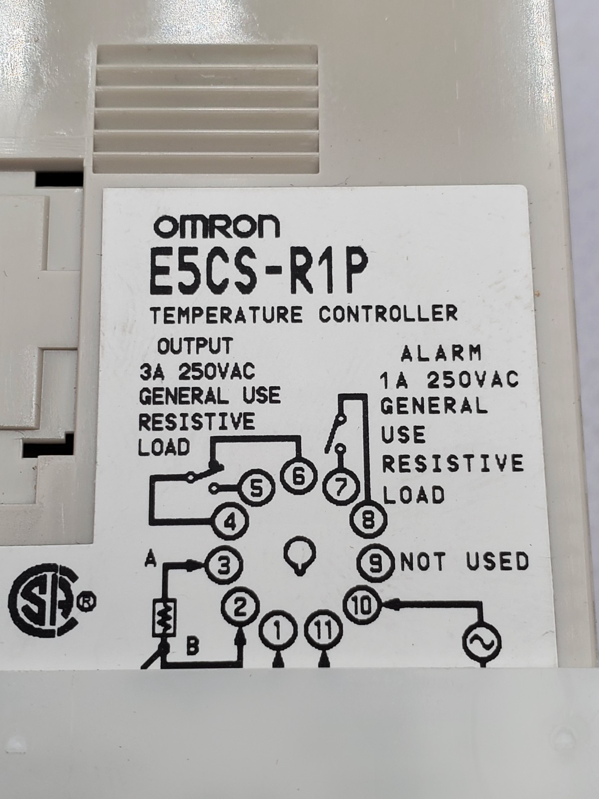 Omron E5CS-R1P Temperature Controller