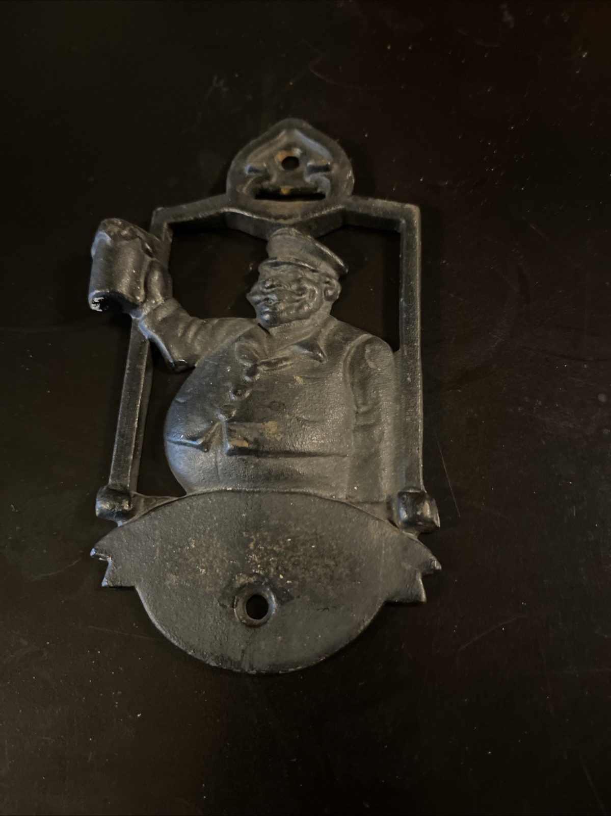VTG. CAST IRON ART STUDIOS WALL MOUNT SEA CAPTAIN BEER BOTTLE OPENER M P LANG PA