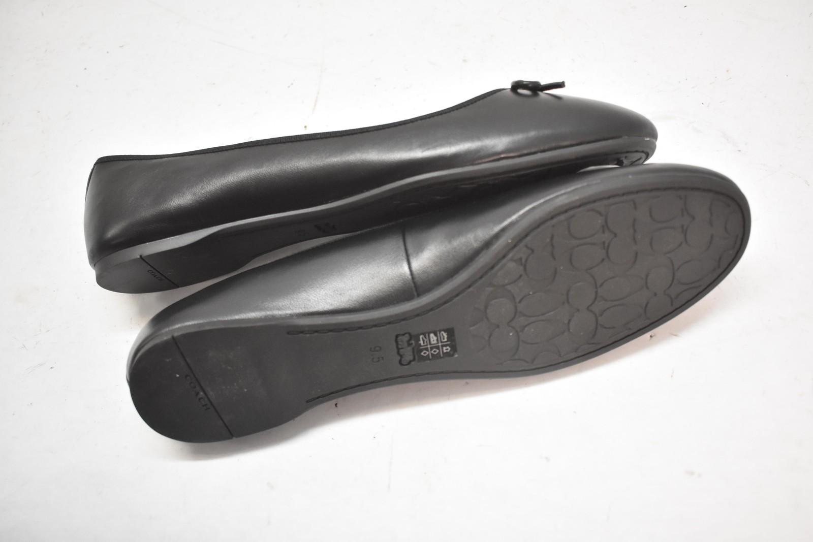 Coach Shoes Womens Size 9.5 Black Leather Ballet Flats Bow Slip On Comfort
