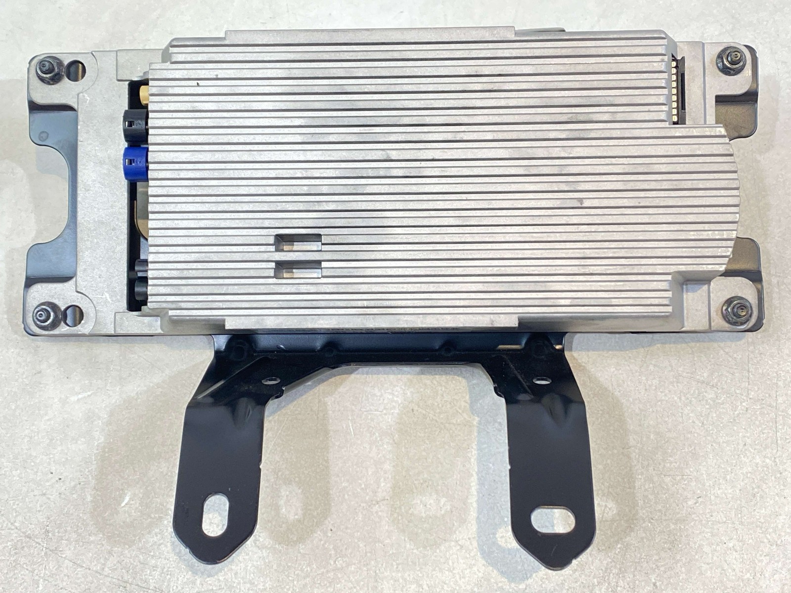 2011 - 2016 BMW 528I Telematics Communication Control Module w Bracket OEM