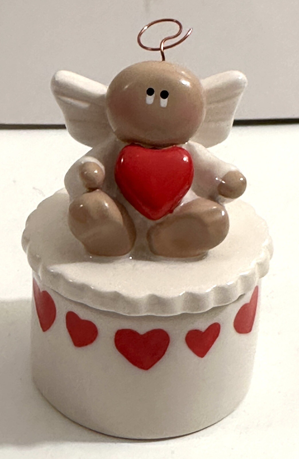 Trinketbox Small Angel Valentine Ceramic 2" Round With Hearts
