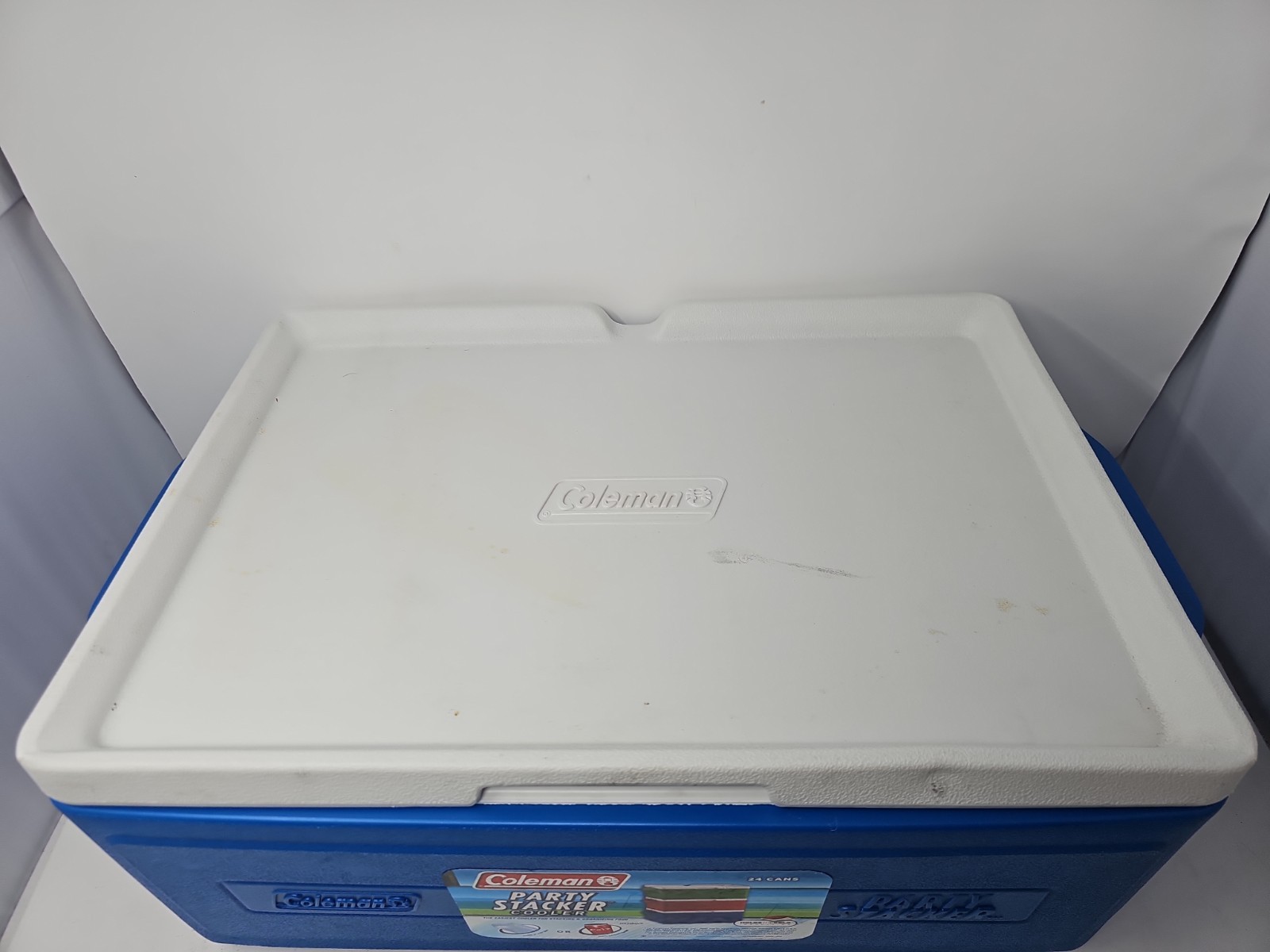 Coleman Party Stacker 6225 Cooler in Blue 24 Cans Defect