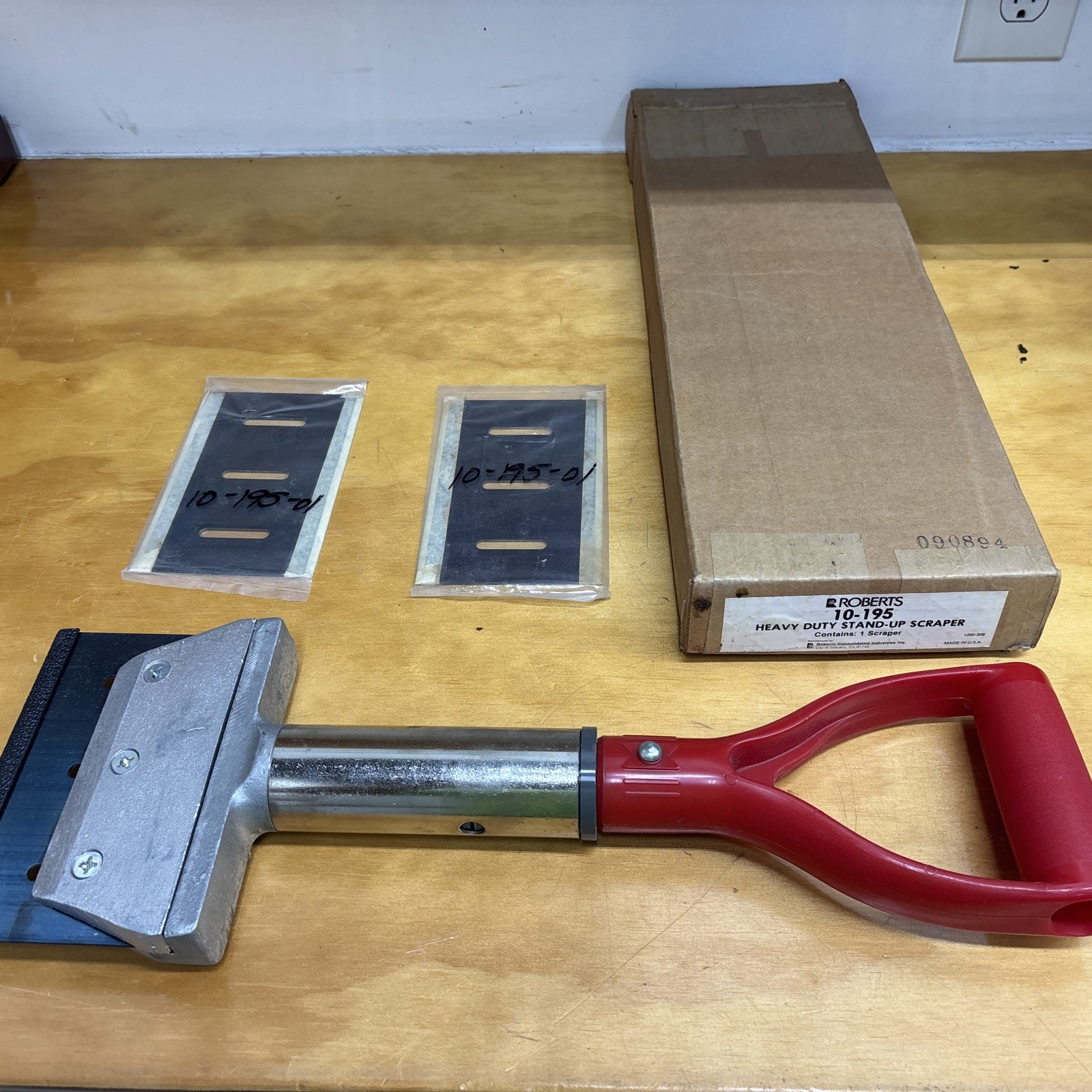 ROBERTS 10-195 Scraper,Bevel,Spring Steel,6"W 43Z118