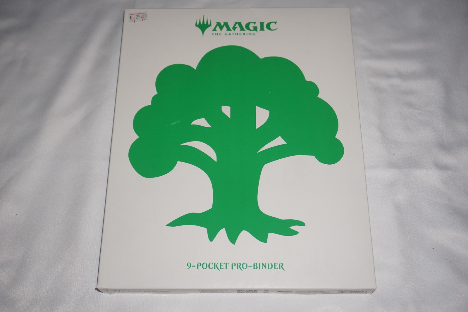 Ultra Pro 9 Pocket Pro Binder Magic the Gathering Mtg Mana 8 Forest NEW