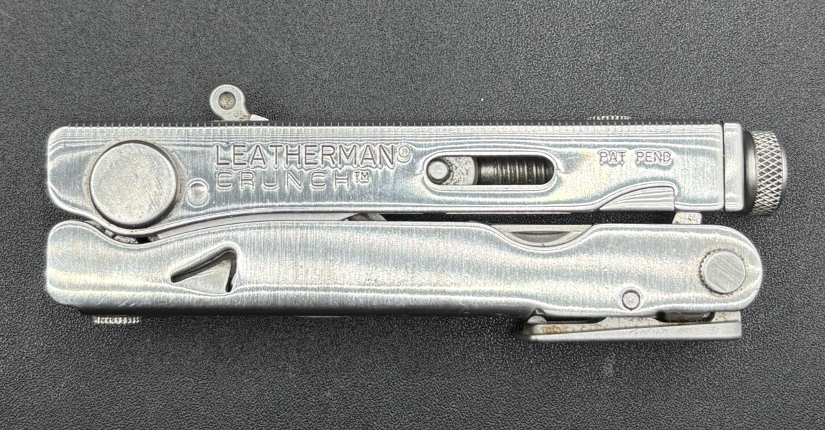 LEATHERMAN CRUNCH MULTI-TOOL STAINLESS STEEL (MVP038535)