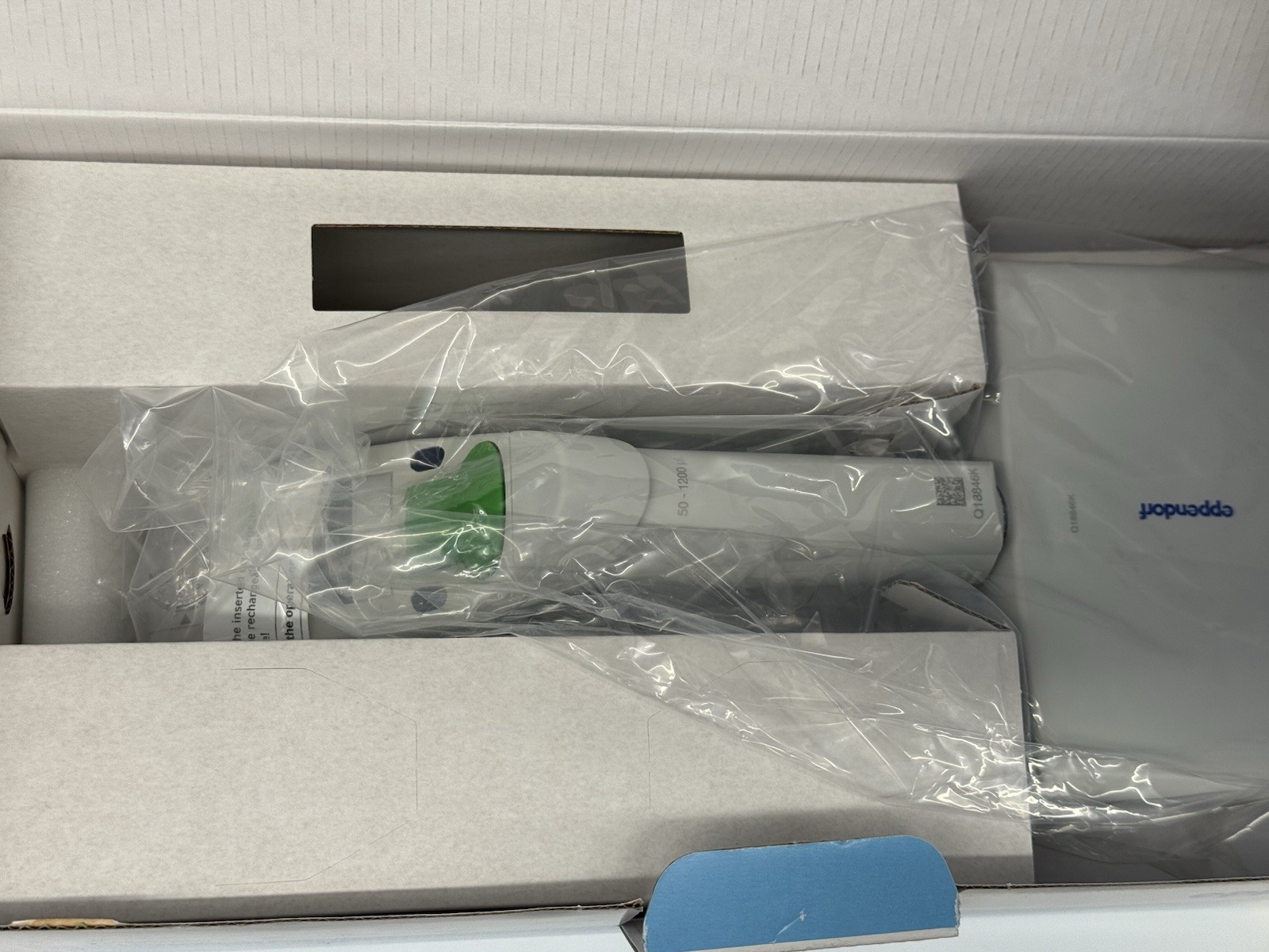 Eppendorf Xplorer Electronic Pipette 50-1200uL - 12-Channel