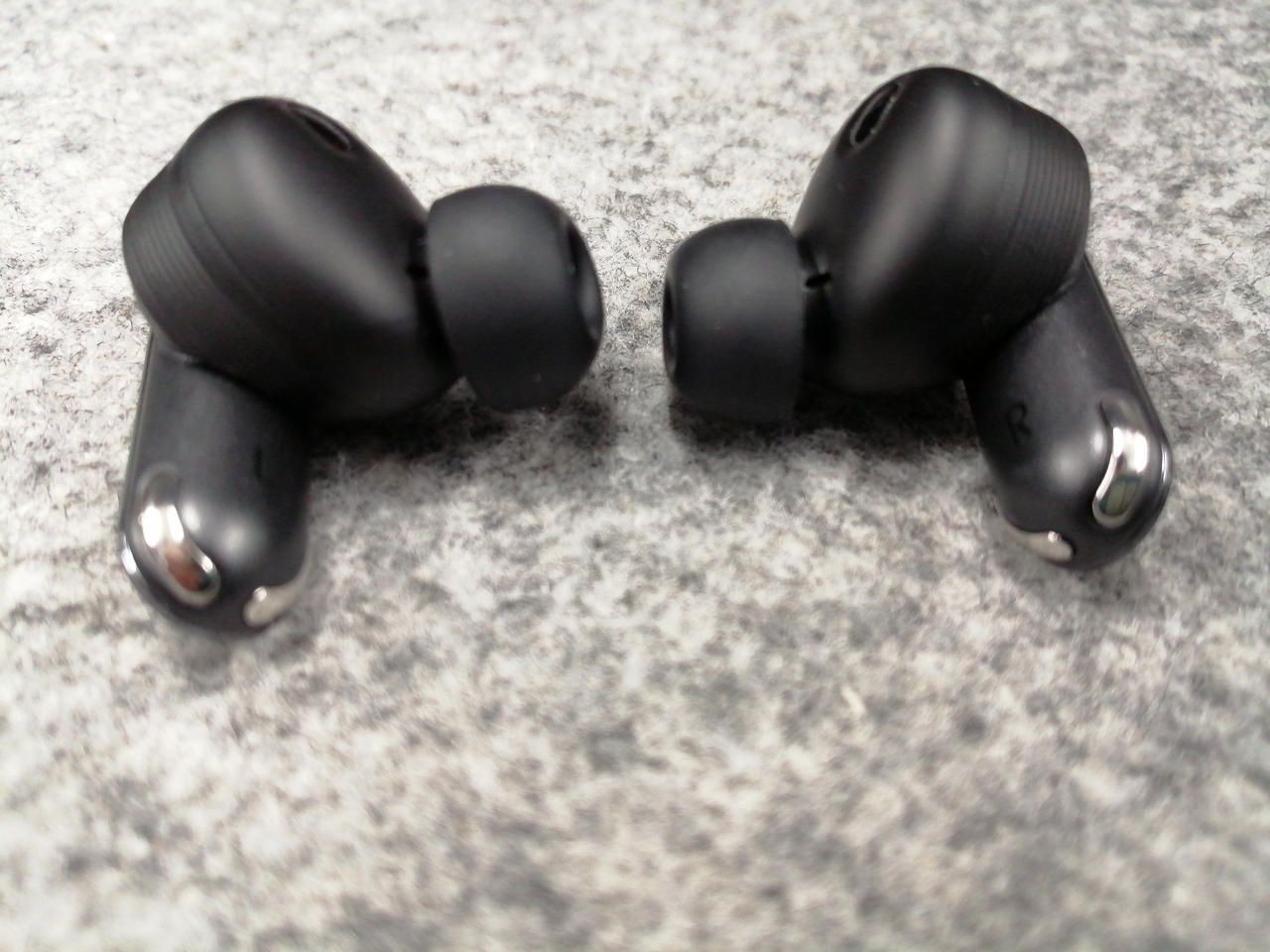 JBL Wireless Earbuds TOUR PRO2 Used
