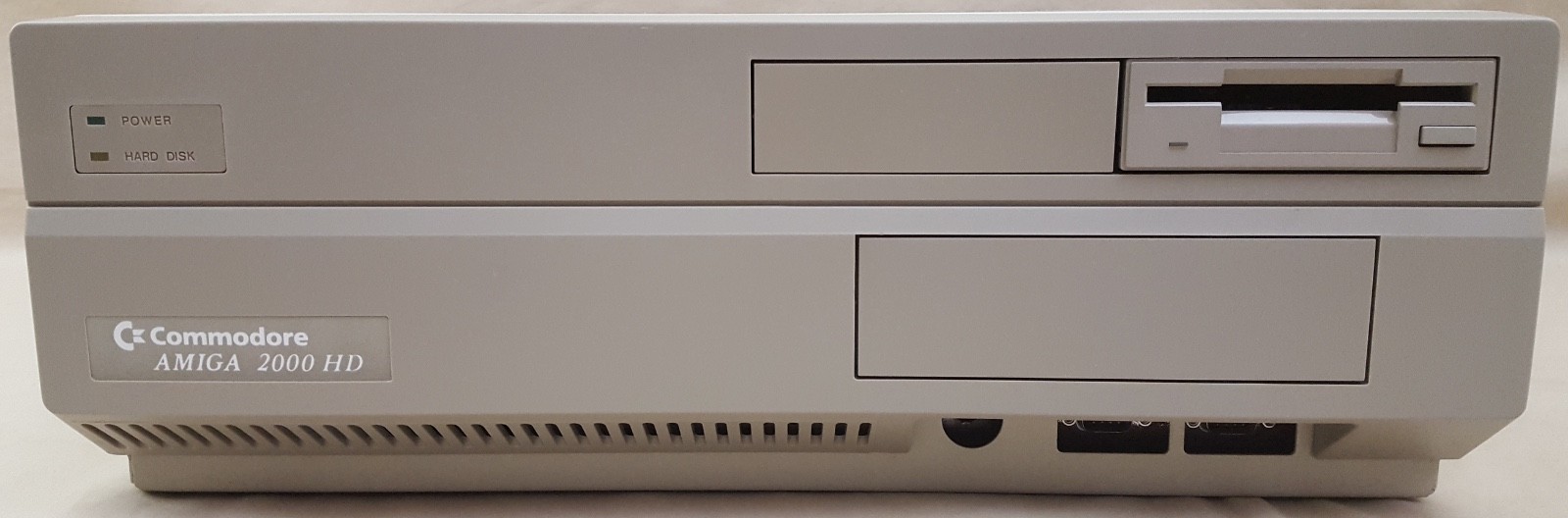 Commodore Amiga 2000 A2000 Desktop Computer rev6.3 1MB 8373 Denise - CA1064106