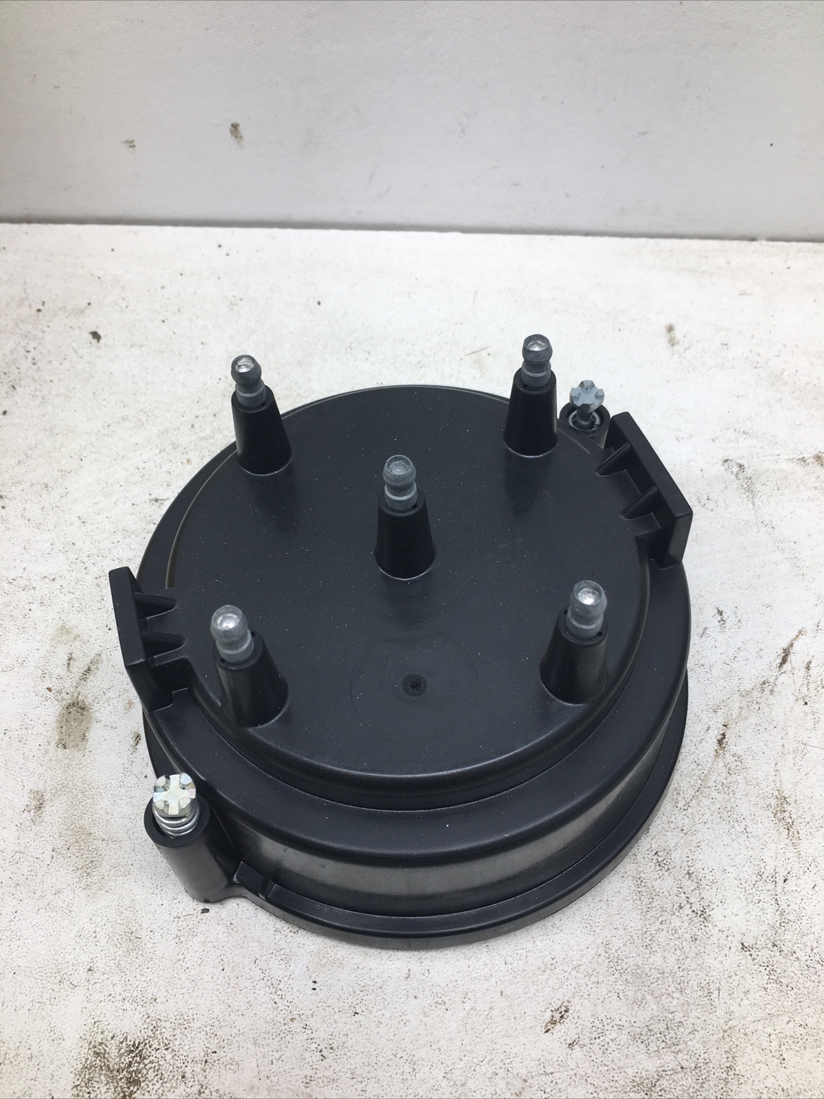 KEM Distributor Cap 1439 (New Old Stock)