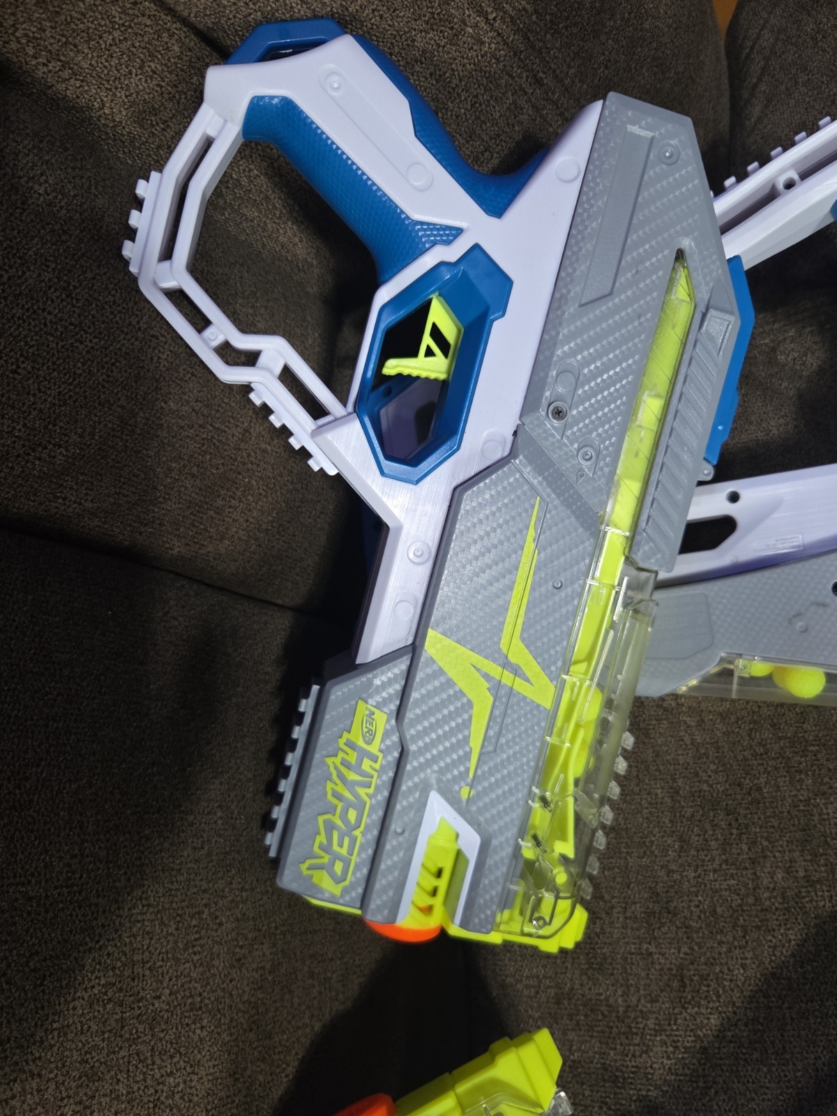 LOT OF (2) NERF HYPER EVOLVE-100 & (2) NERF HYPER RUSH-40 BLASTERS