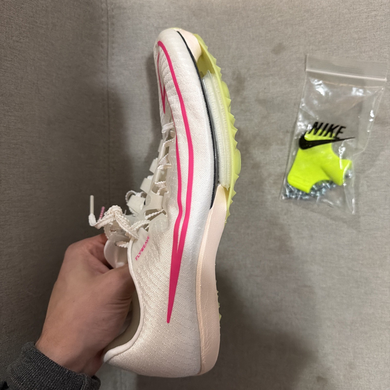 Nike Air Zoom Maxfly Track Spikes Sail/Fierce Pink Men Size 8.5 DH5359-100